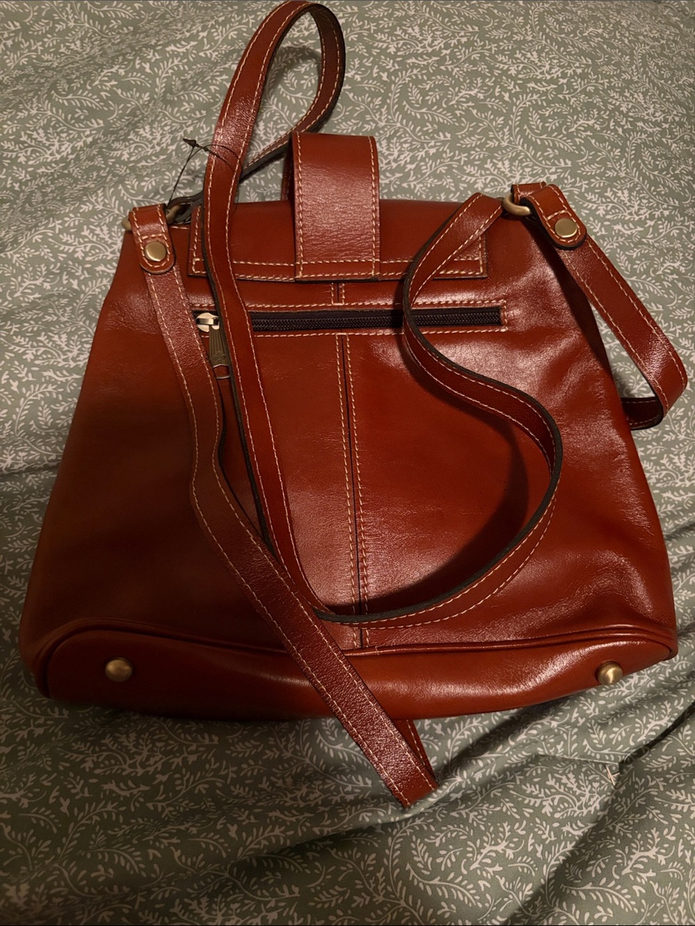 Patricia Nash Saddle Brown Leather Shoulder Bag with Brass Accent - Picture 2 of 2